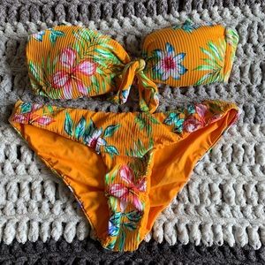 super cute boutique bikini tropical vibes!!